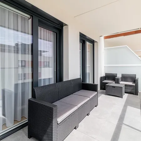 Perlowa Apartament Kolobrzeg Exterior photo